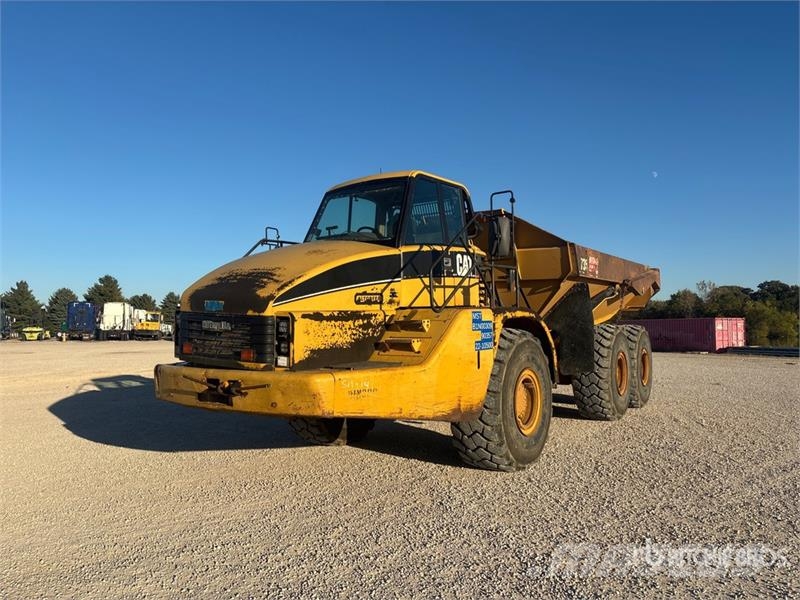 CAT 735 Articulated Haulers