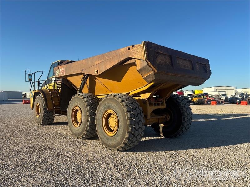 CAT 735 Kloubové dempry