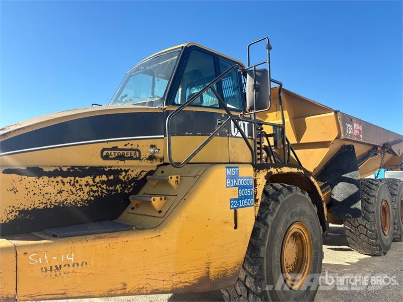 CAT 735 Articulated Haulers