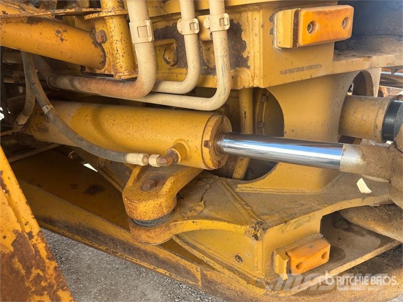 CAT 735 Articulated Haulers
