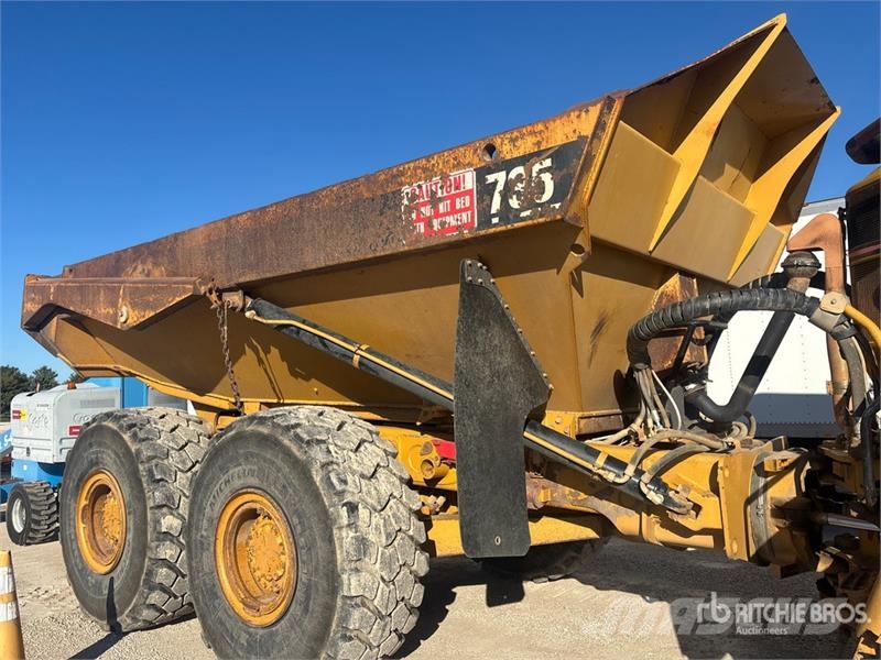CAT 735 Articulated Haulers