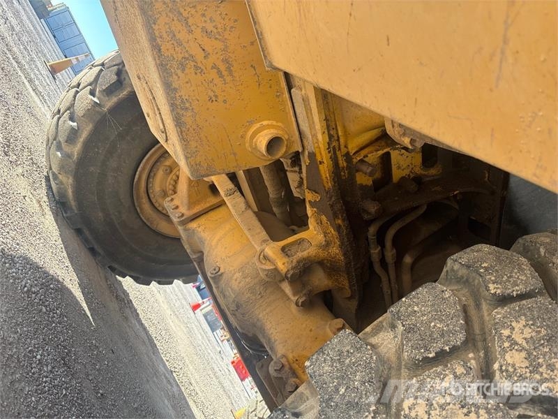 CAT 735 Articulated Haulers