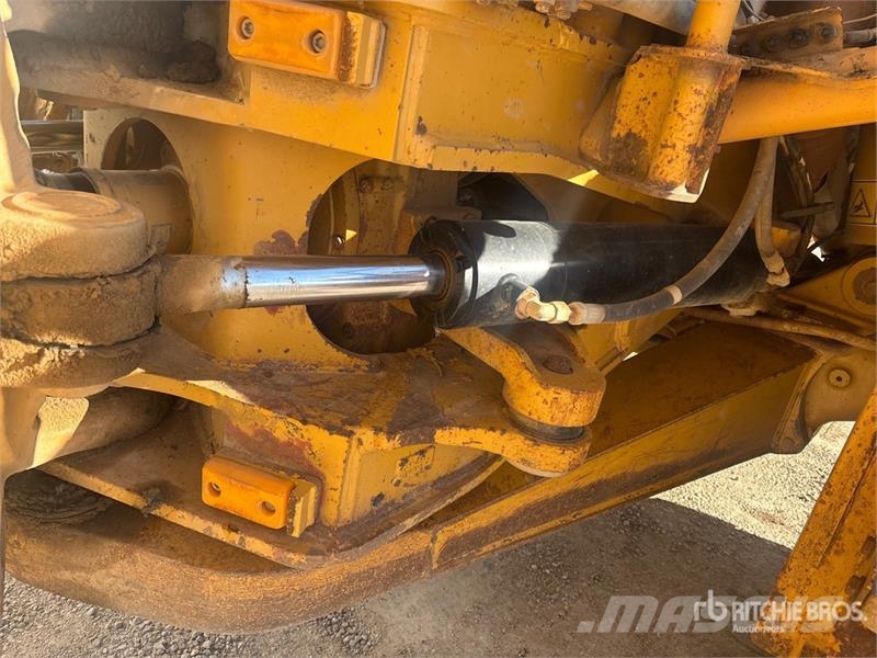 CAT 735 Articulated Haulers