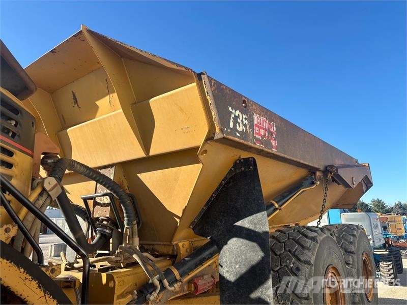 CAT 735 Articulated Haulers