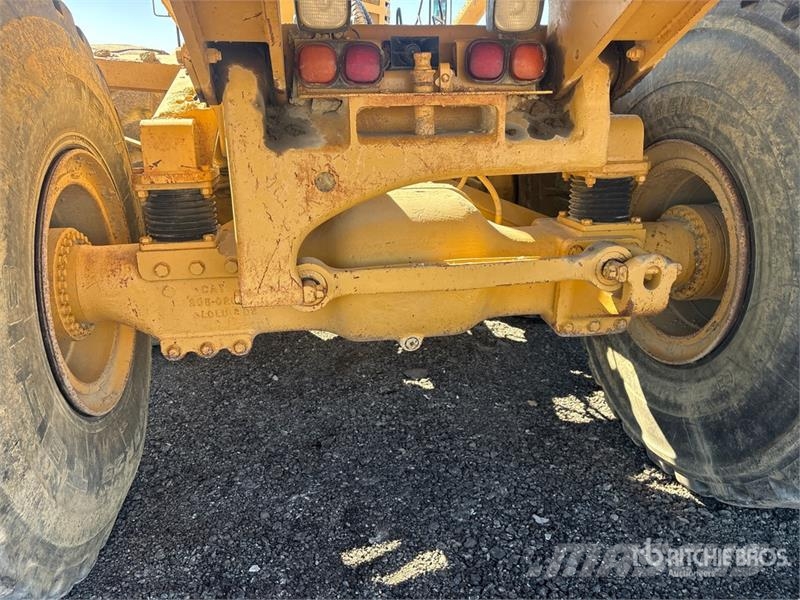 CAT 740 Caminhão basculante articulado ADT