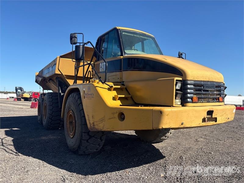 CAT 740 Caminhão basculante articulado ADT