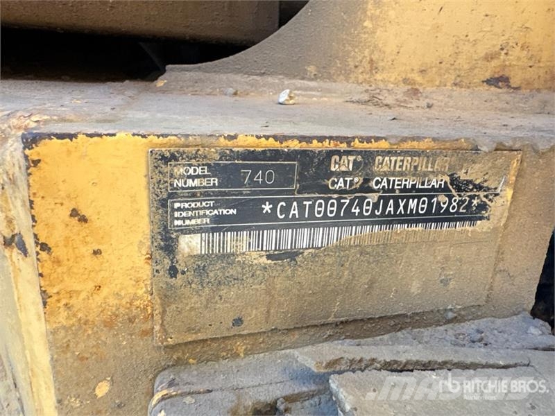 CAT 740 Caminhão basculante articulado ADT