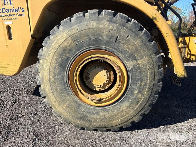 CAT 740 Caminhão basculante articulado ADT
