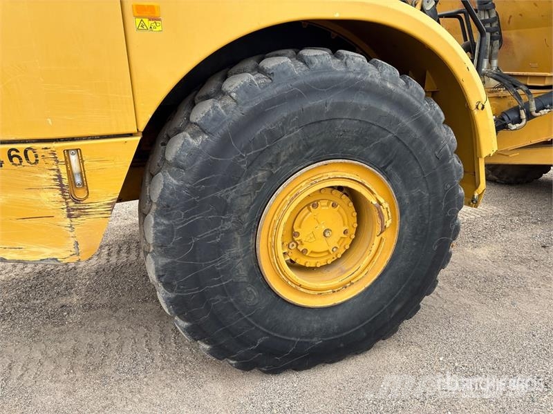 CAT 745C 鉸接式起吊車