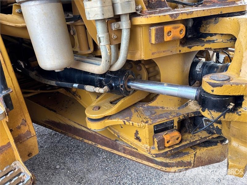 CAT 745C 鉸接式起吊車