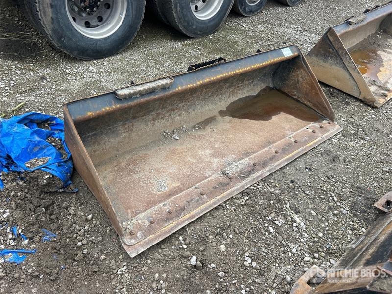 CAT 80 in 0.62 cyd Skid Steer Bucket Buckets