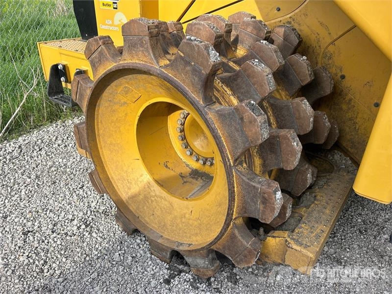 CAT 815 Soil compactors