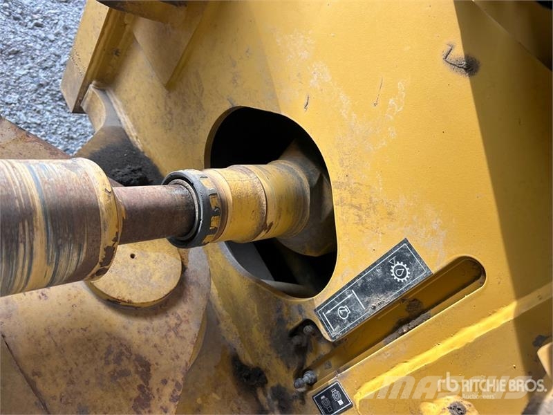 CAT 815 Soil compactors