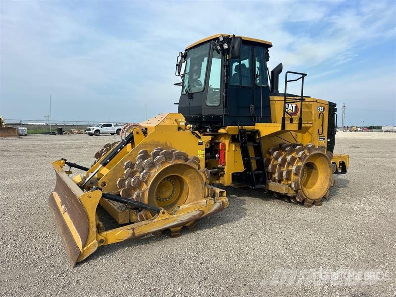 CAT 815 Soil compactors