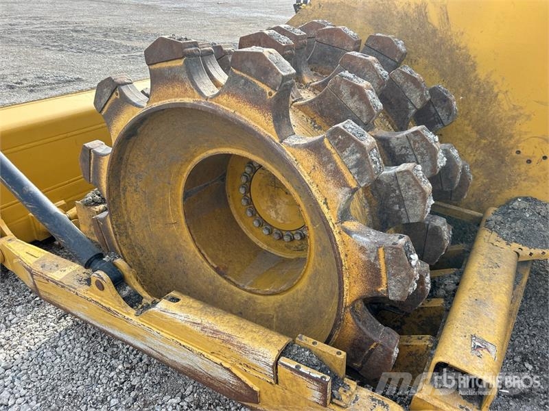 CAT 815 Soil compactors