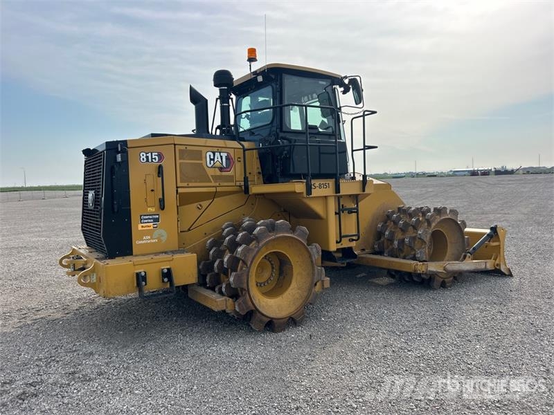 CAT 815 Soil compactors