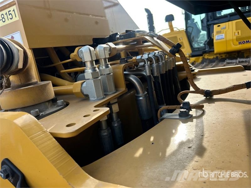 CAT 815 Soil compactors