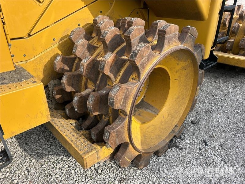 CAT 815 Soil compactors