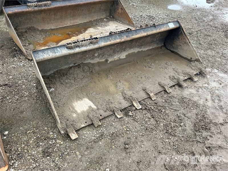 CAT 85 in 0.82 cyd Skid Steer Bucket Godet