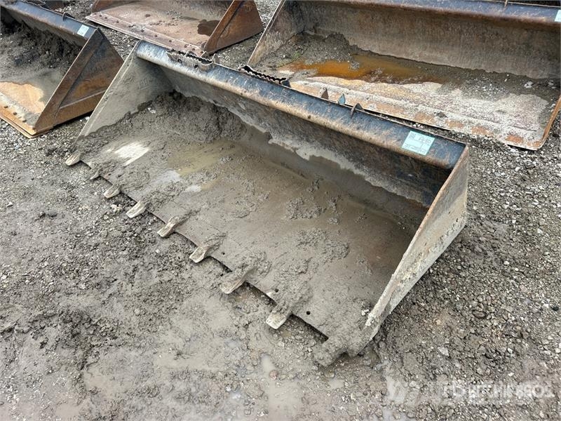 CAT 85 in 0.82 cyd Skid Steer Bucket Godet