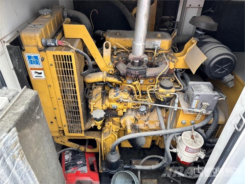 CAT 903 Skid-Mounted Generator Set مولدات ديزل