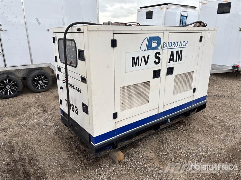 CAT 903 Skid-Mounted Generator Set مولدات ديزل