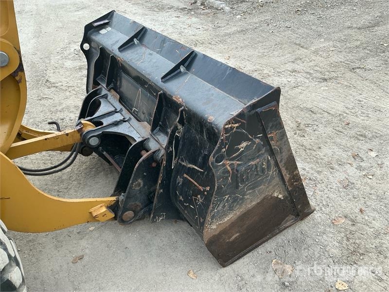 CAT 906M Wheel Loader Rataslaadurid
