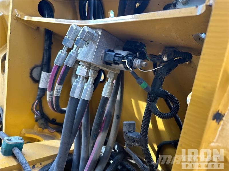 CAT 906M Wheel Loader 휠로우더