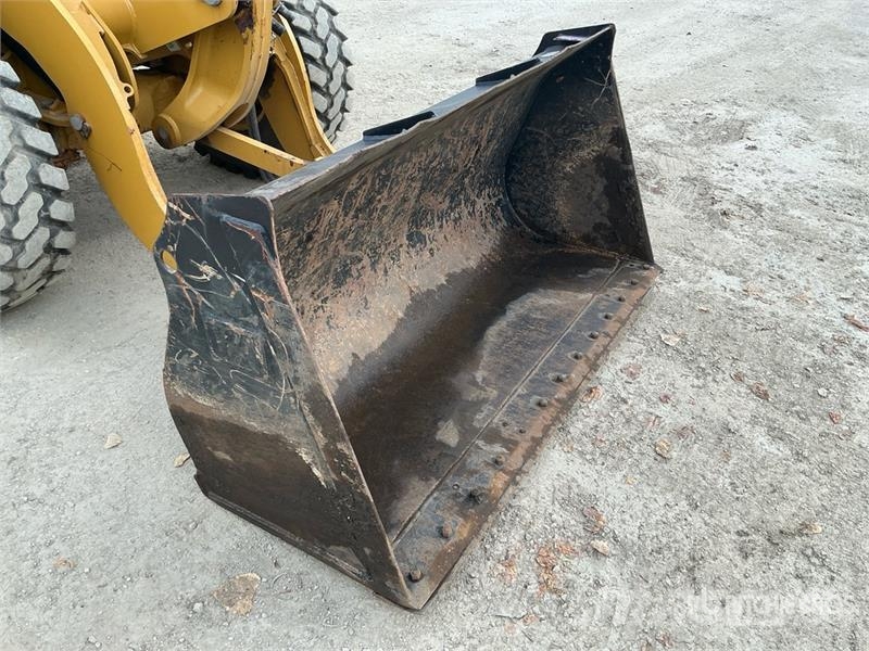 CAT 906M Wheel Loader Rataslaadurid