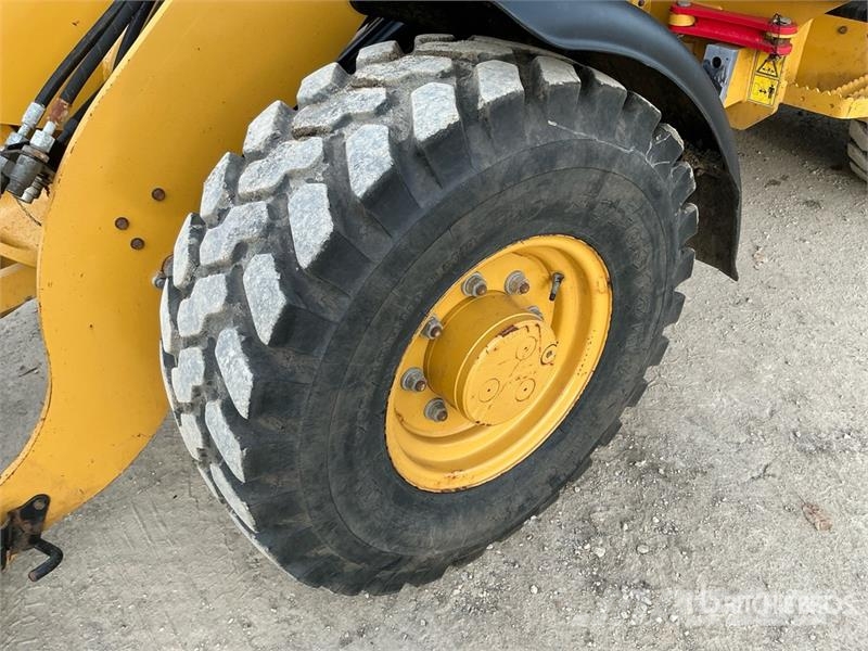 CAT 906M Wheel Loader Rataslaadurid