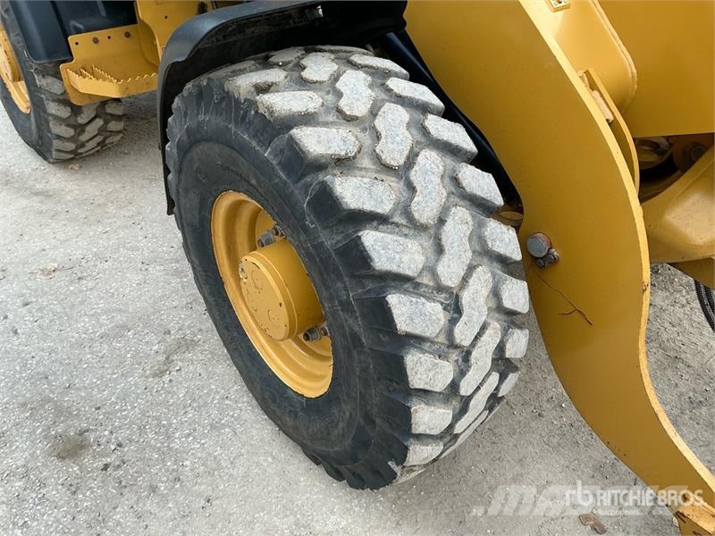 CAT 906M Wheel Loader Rataslaadurid