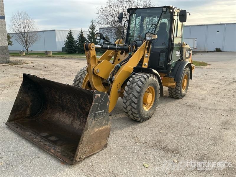 CAT 906M Wheel Loader Rataslaadurid