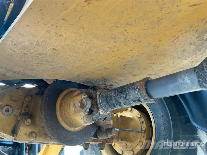 CAT 906M Wheel Loader Rataslaadurid