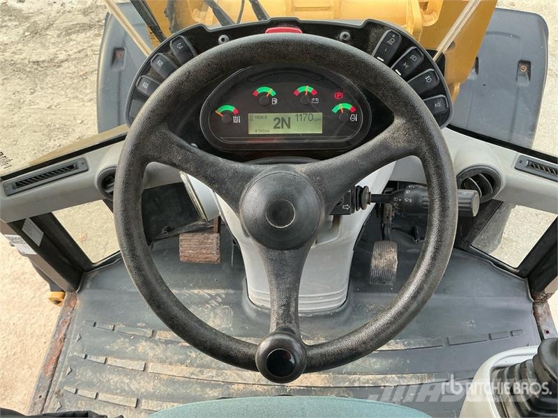 CAT 906M Wheel Loader Rataslaadurid