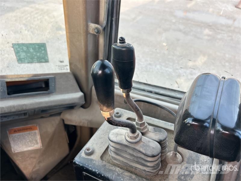 CAT 924F Фронтальні навантажувачі
