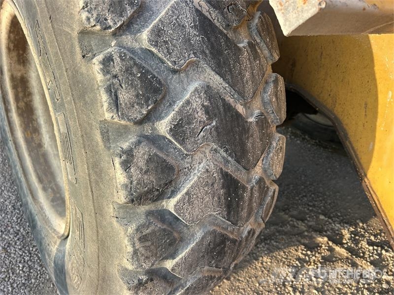 CAT 924F Фронтальні навантажувачі