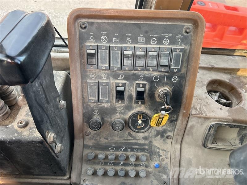 CAT 924F Фронтальні навантажувачі