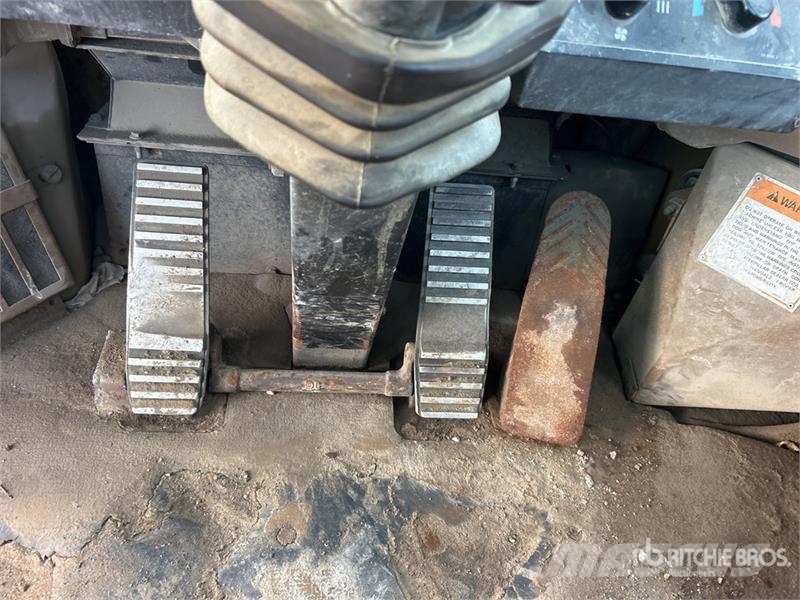 CAT 924F Фронтальні навантажувачі