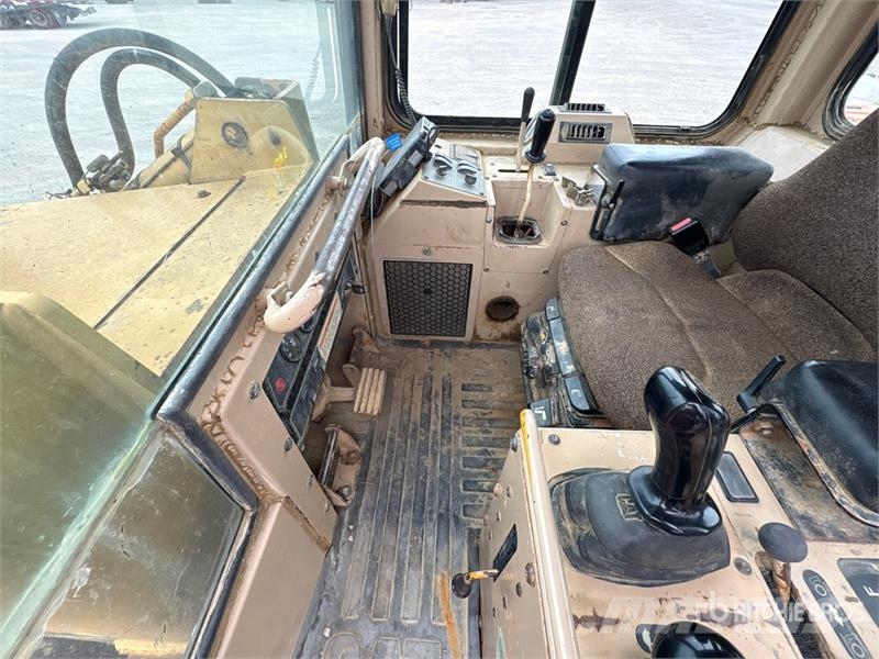 CAT 939C Paletli yükleyiciler