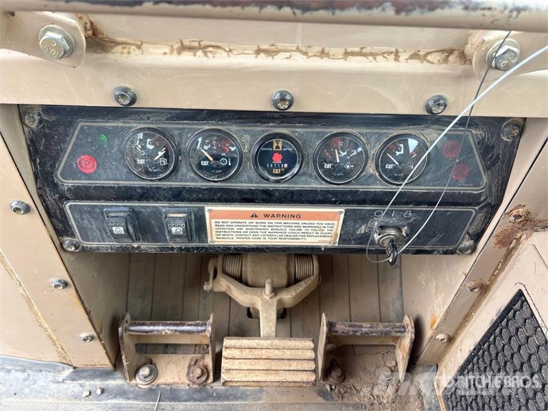 CAT 939C Paletli yükleyiciler
