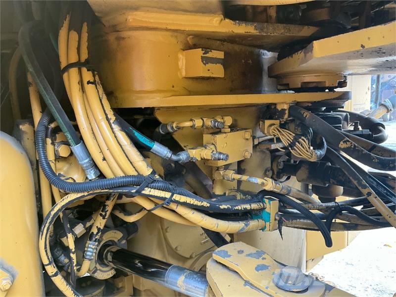 CAT 950F Series II Iekrāvēji uz riteņiem