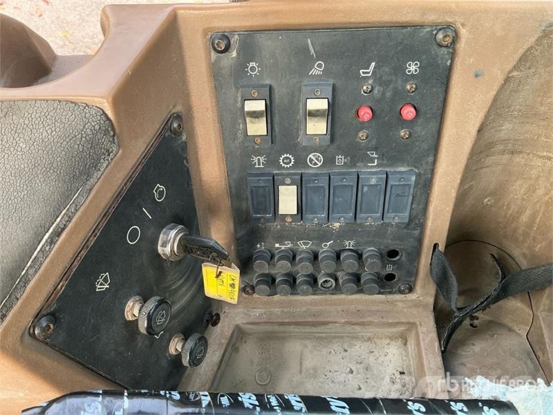 CAT 950F Series II Iekrāvēji uz riteņiem