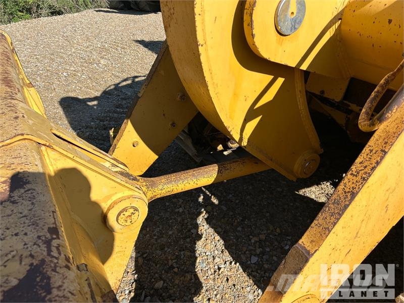 CAT 953C Crawler loaders