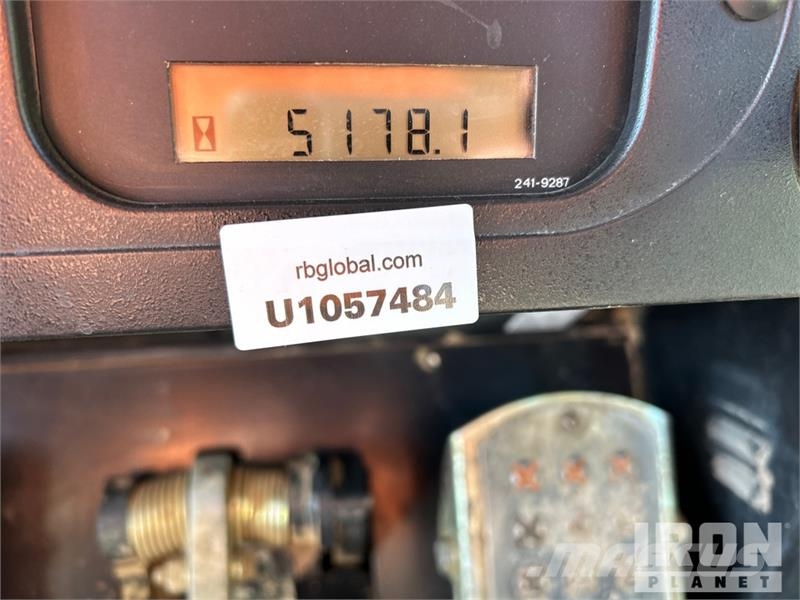 CAT 953C Crawler loaders