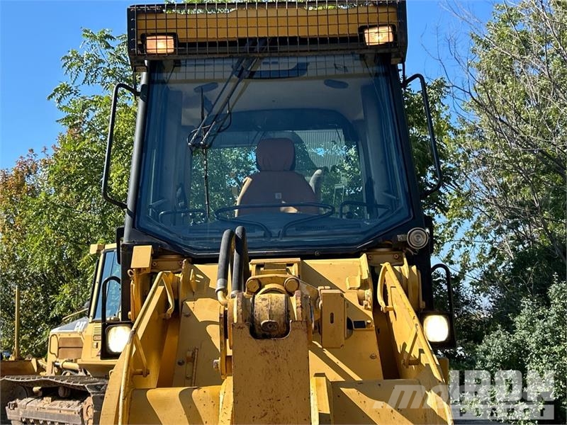 CAT 953C Crawler loaders