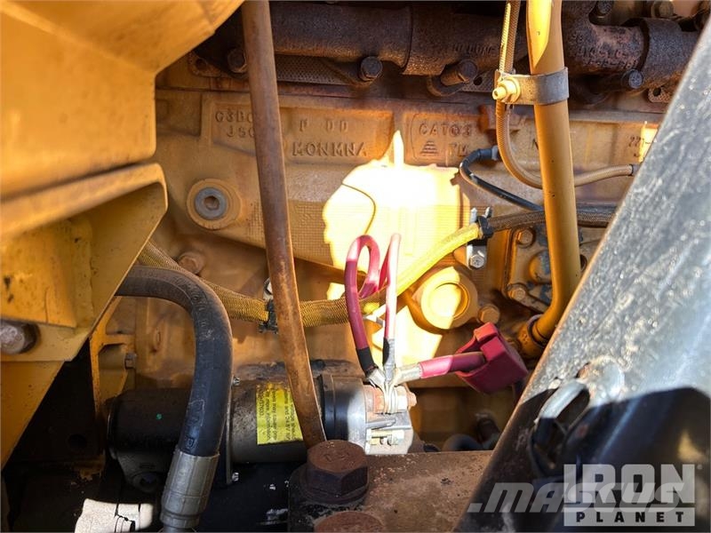 CAT 953C Crawler loaders