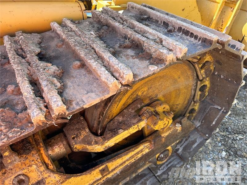 CAT 953C Crawler loaders
