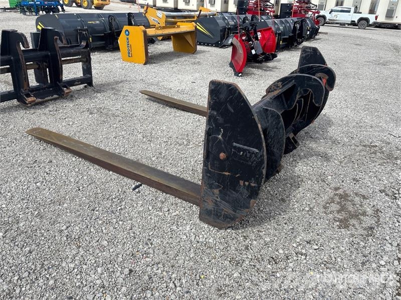 CAT 96 in Wheel Loader Forks 지게차