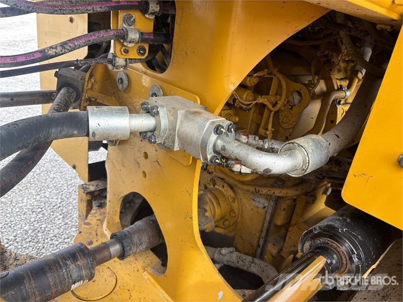 CAT 966M Wheel Loader Radlader
