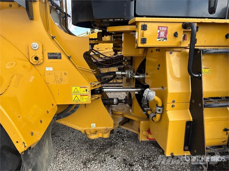 CAT 966M Wheel Loader Radlader